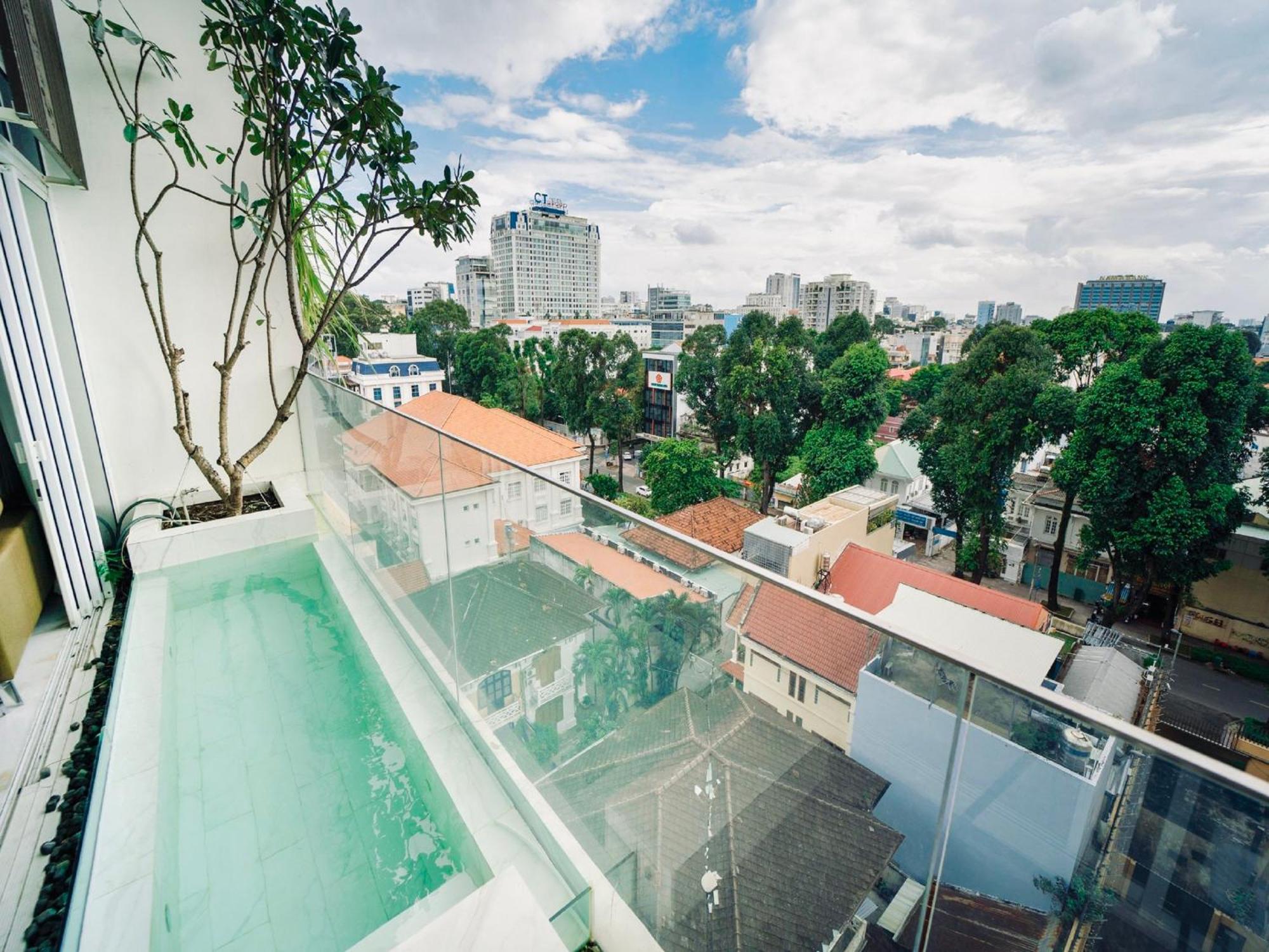 Serenity Saigon Sky Villas - Free One Way Airport Shuttle Ho-Chi-Minh-Stadt Exterior foto