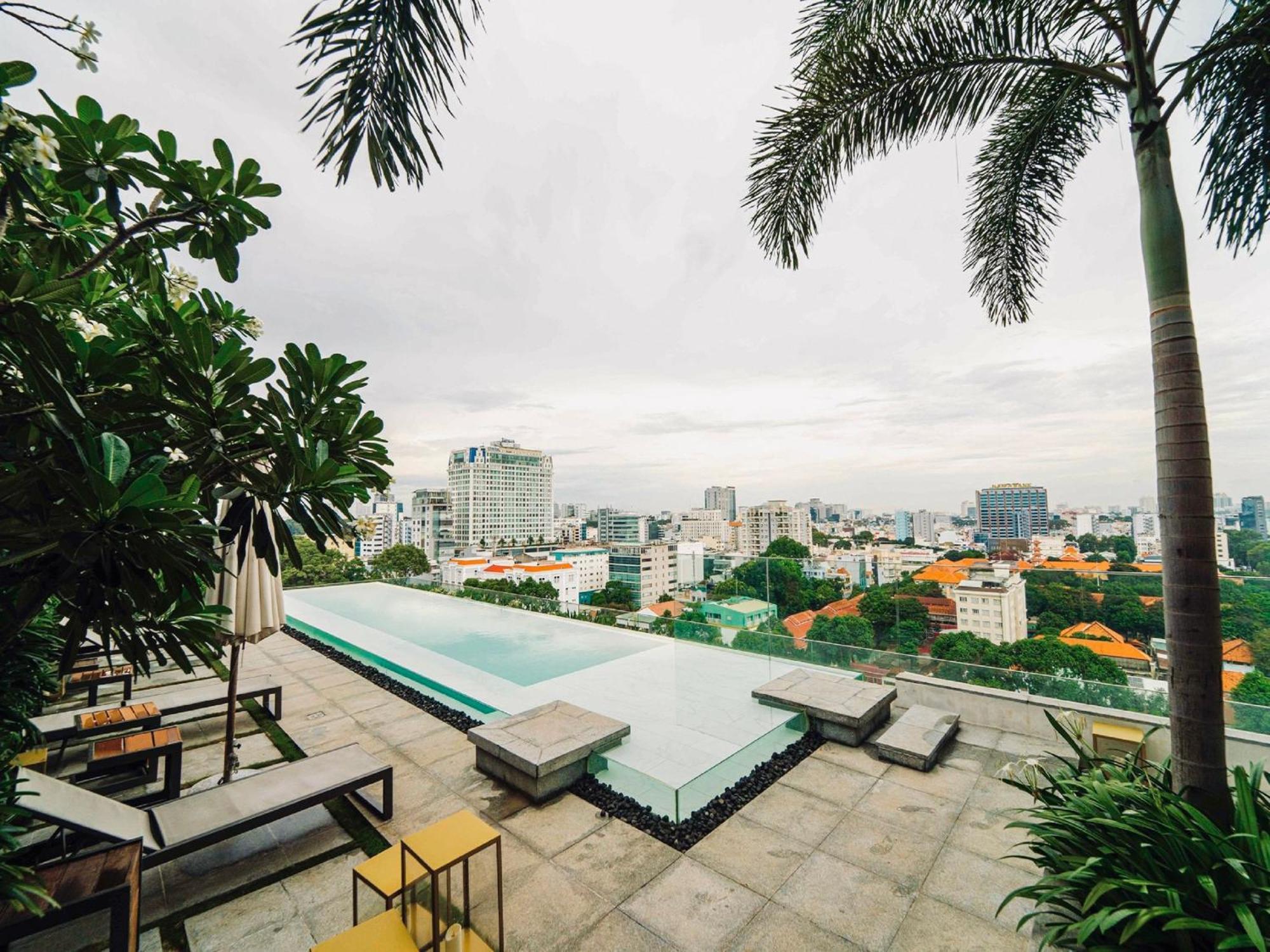 Serenity Saigon Sky Villas - Free One Way Airport Shuttle Ho-Chi-Minh-Stadt Exterior foto